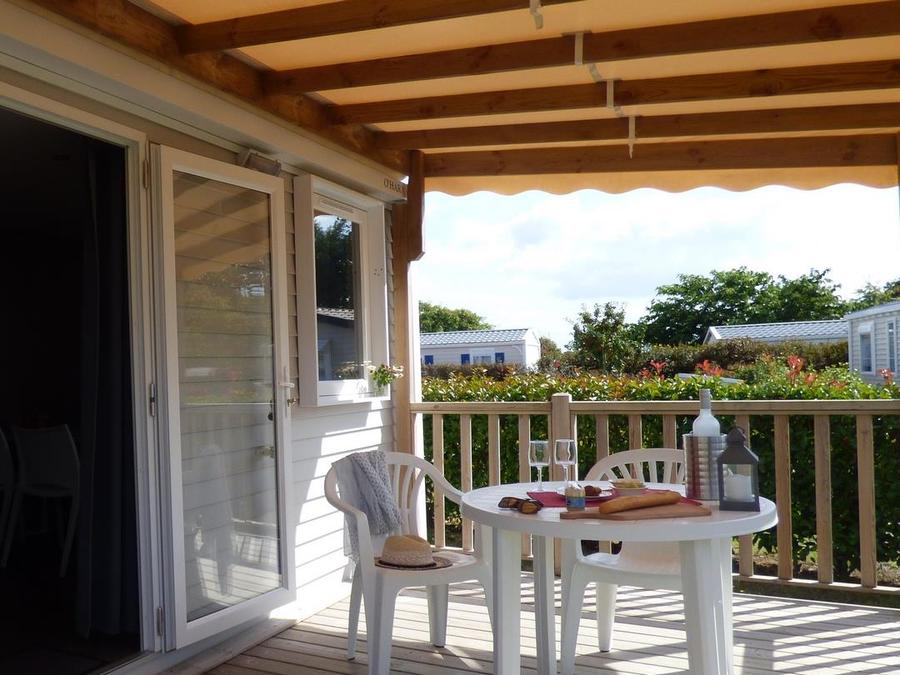 Mobilhome 2 personnes - Mobilhome OUESSANT Confort 18m² - 1 chambre / terrasse couverte + TV 2 pers 1