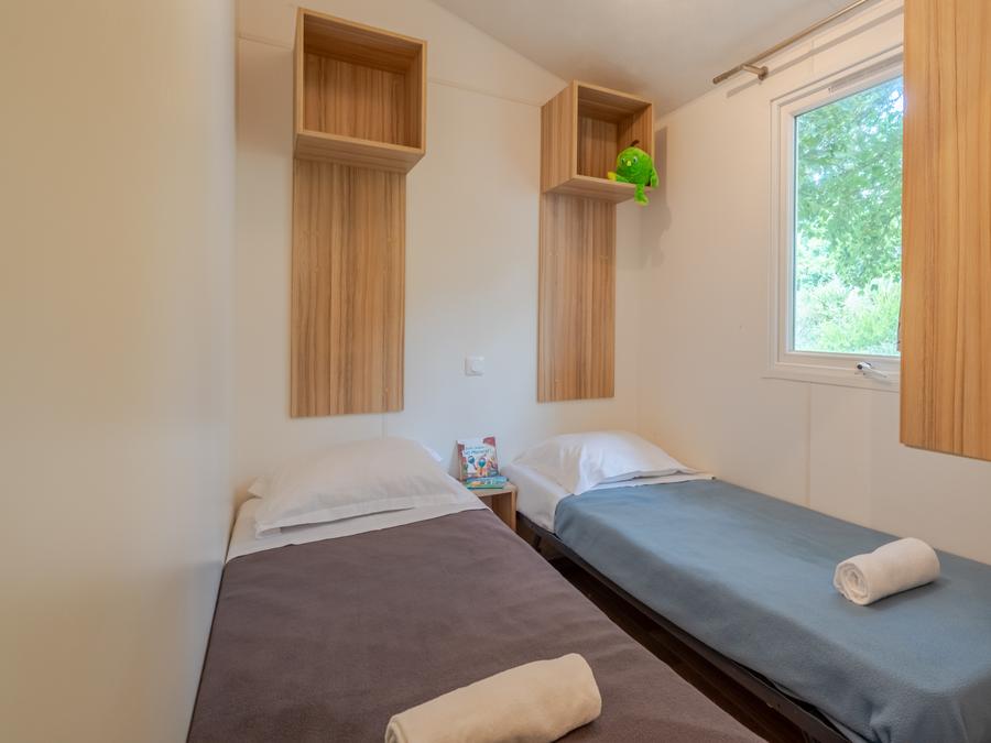 Mobilhome 8 personnes - Cottage Confort 4 chambres 2 salles de bains 10