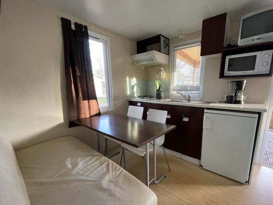 Mobilhome 4 personnes - Surfeur - 20m² - 2 chambres - terrasse couverte 2