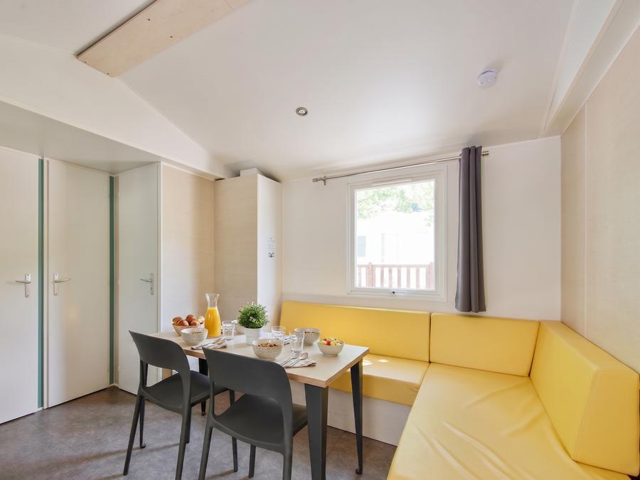 Mobilhome 6 personnes - en arrivée le samedi 3