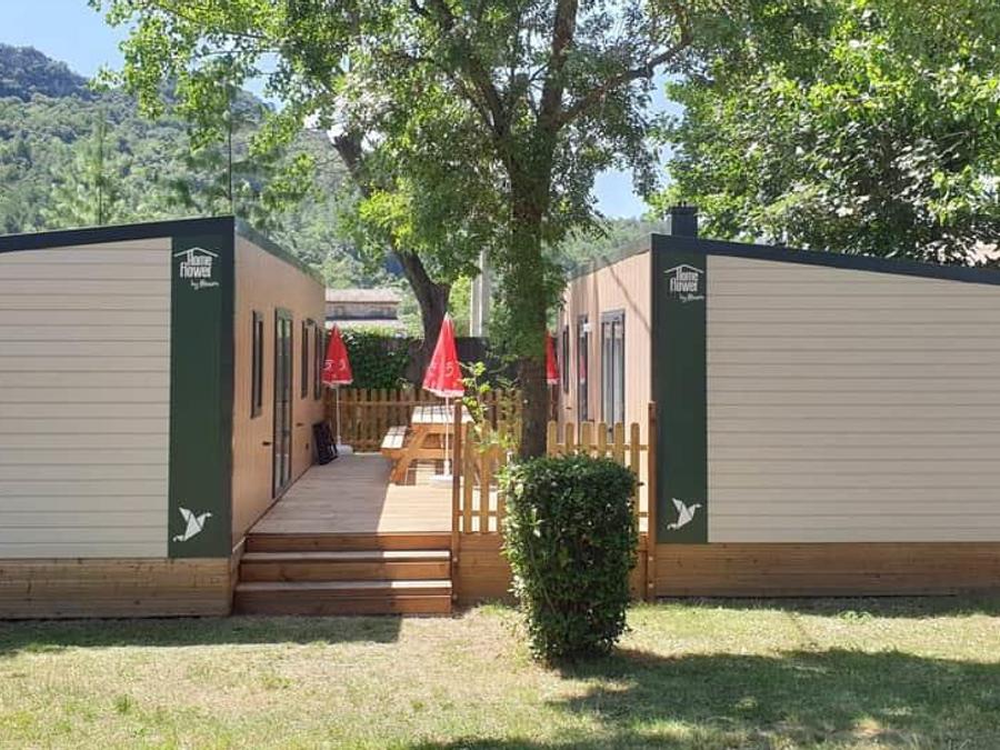 Mobilhome 10 personnes - TRIBU (2 locations face à face avec terrasse commune) 4