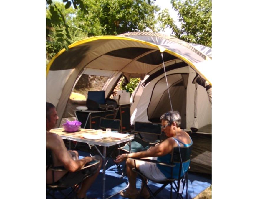 Tente 4 personnes - READY TO CAMP ( matelas gonflables) 1