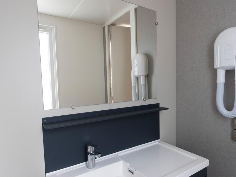 Mobilhome 6 personnes - Très grand mobil-home 1 32m² - 3 chambres 5