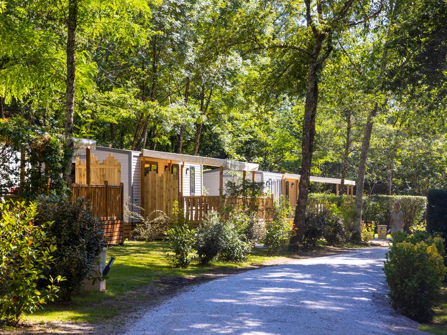 Mobilhome 6 personnes - Très grand mobil-home 1 32m² - 3 chambres 8