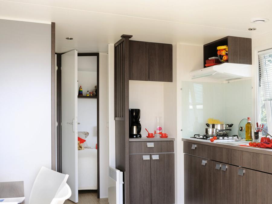 Mobilhome 4 personnes - CONFORT - 2 chambres + terrasse+ grand frigo congélateur- Clim et Tv Inclus 5