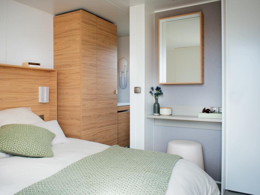 Mobilhome 4 personnes - Cottage Premium - 2 chambres - 2 salles de bains - Draps, serviettes, plancha, forfait ménage inclus 5