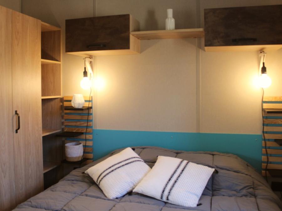 Chalet 4 personnes - Premium Badiane - 2 chambres - 2 salles de bains - Draps, serviettes, plancha, forfait ménage 4