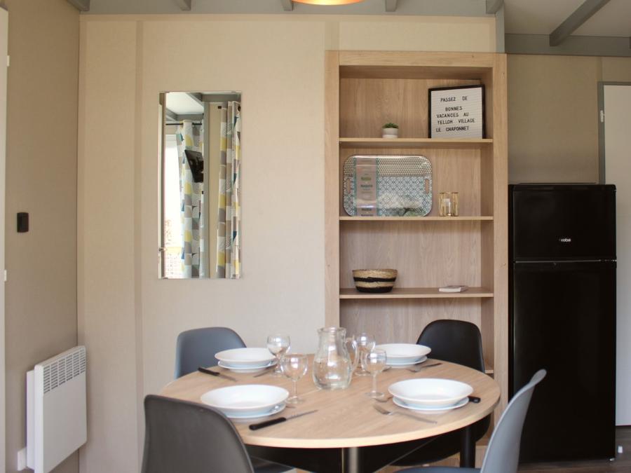Chalet 4 personnes - Premium Badiane - 2 chambres - 2 salles de bains - Draps, serviettes, plancha, forfait ménage 1