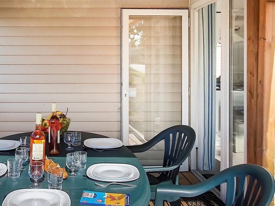 Mobilhome 5 personnes - Cottage Pacifique - 2 chambres : 27m² - Terrasse couverte 9m² 4/5 pers. 16
