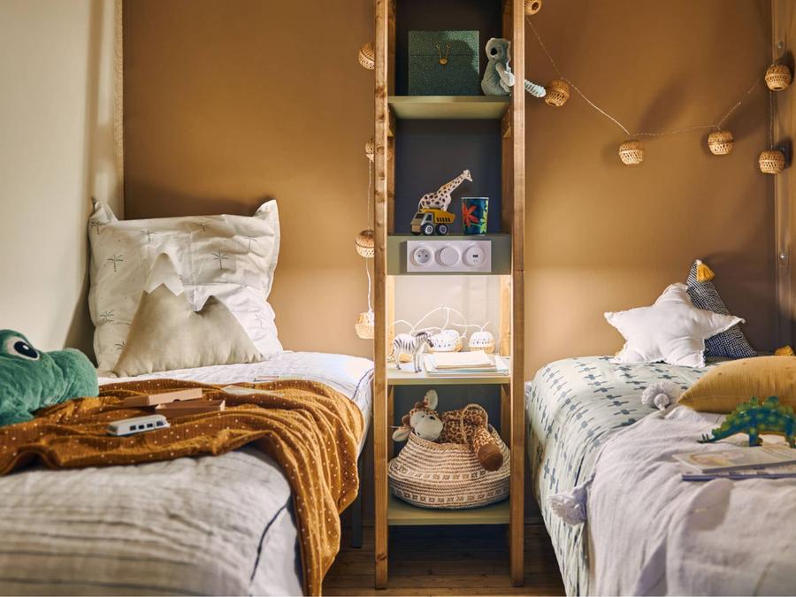 Tente en toile et en bois 4 personnes - Safari Lodge - 2 chambres : 26m² - terrasse semi-couverte 25m² 4 pers. 4