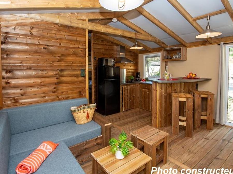 Tente en toile et en bois 5 personnes - Cabane Lodge sur Pilotis - 2 chambres : 32 m² + terrasse 11 m² couverte 2