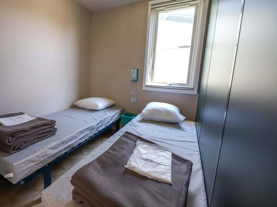 Mobilhome 6 personnes - Mobile-home Grand Confort 4/6 pers. 2 chambres + TV 5