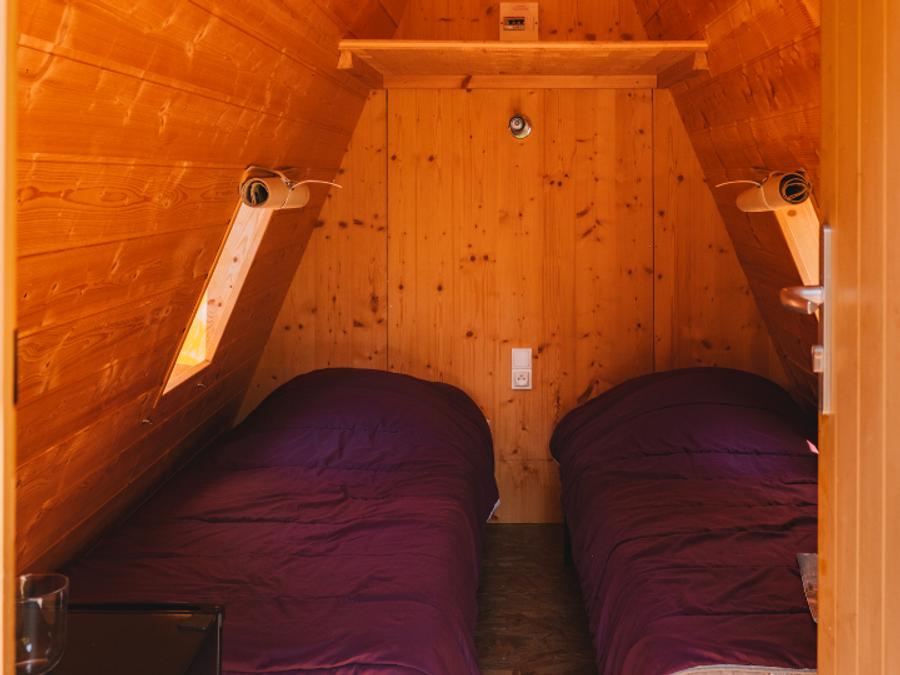 Hébergement 2 personnes - CABADIENNE 1 chambre 8m² avec terrasse 2 pers 6