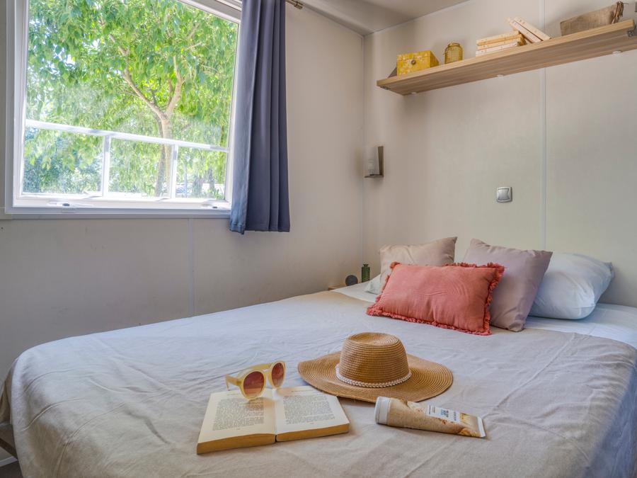 Mobilhome 6 personnes - 3 chambres 4 adultes + 2 enfants 6