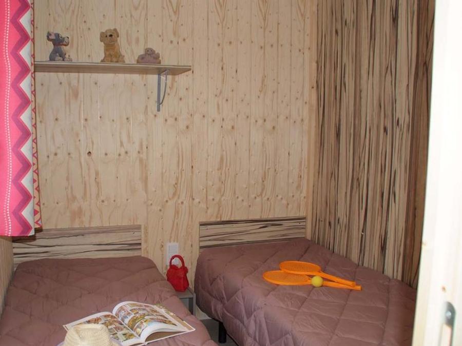 Bungalow 8 personnes - A thème - TV - CLIM - WIFI 6
