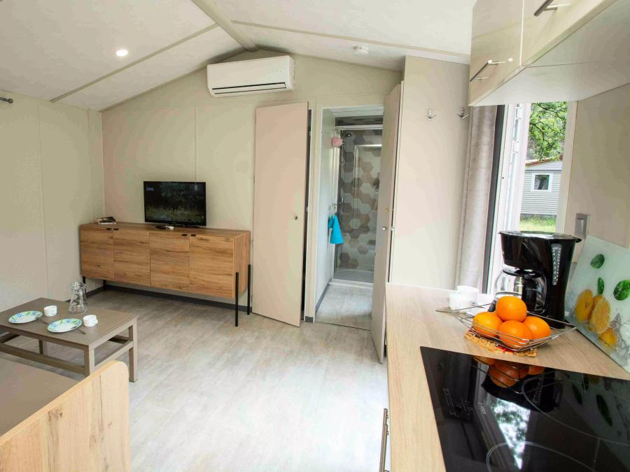 Mobilhome 6 personnes - 3 Pièces 4/6 Personnes Climatisé + TV 11