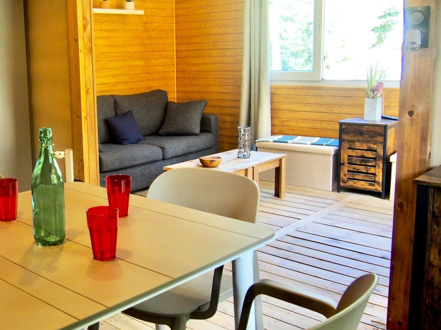 Tente en toile et en bois 7 personnes - Ecolodge 4 pièces Climatisé + TV 2