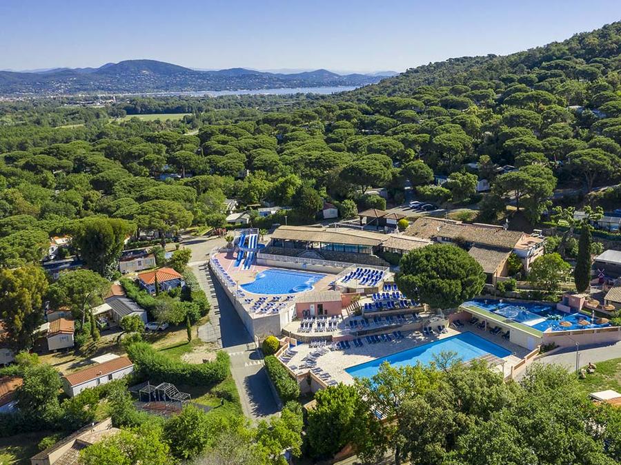Camping Parc Saint James Gassin Parc Montana 4*