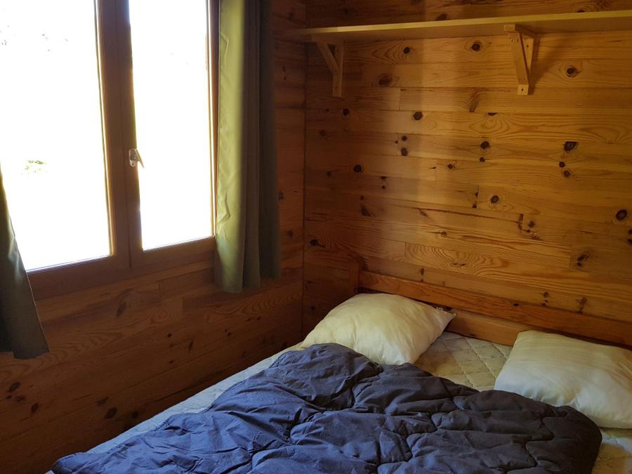 Chalet 4 personnes - Campahutte 4 pers. - terrasse couverte - sans sanitaires 2