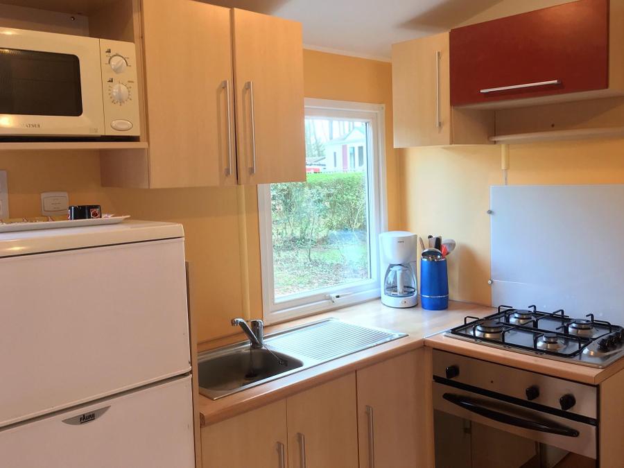 Mobilhome 4 personnes - Classique 2ch (sans TV)-terrasse découverte-26m² | STANDARD 2