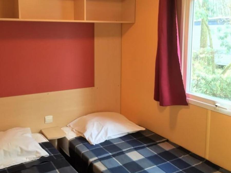 Mobilhome 4 personnes - Classique 2ch (sans TV)-terrasse découverte-26m² | STANDARD 4