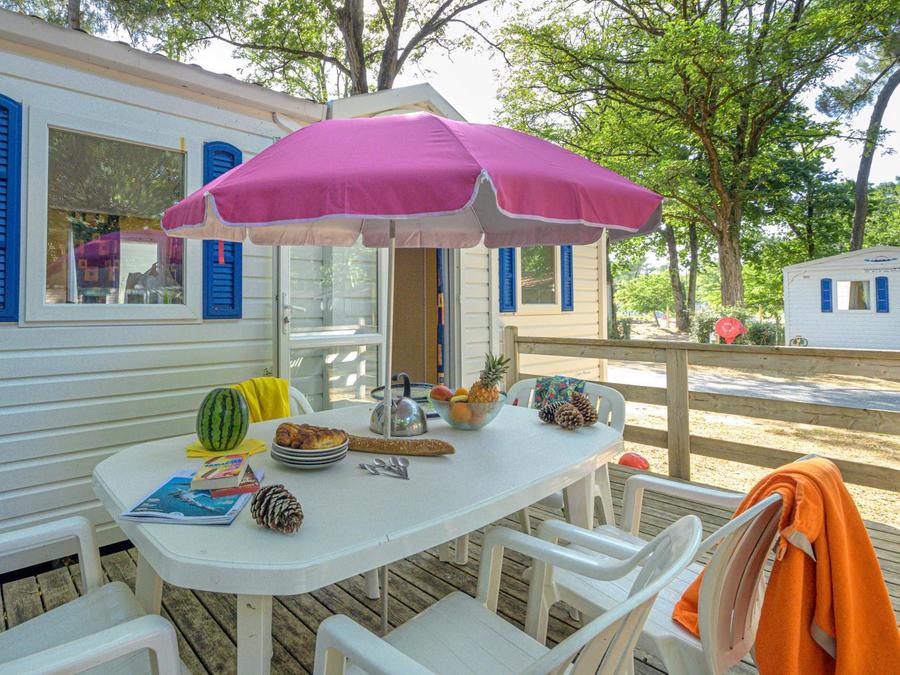 Mobilhome 4 personnes - Classique 2ch (sans TV)-terrasse découverte-26m² | STANDARD 6