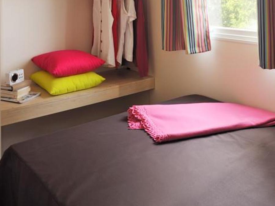 Bungalow toilé 5 personnes - Cabane Nature 2ch-sans sanitaires-terrasse couverte-19m²-sans TV 4