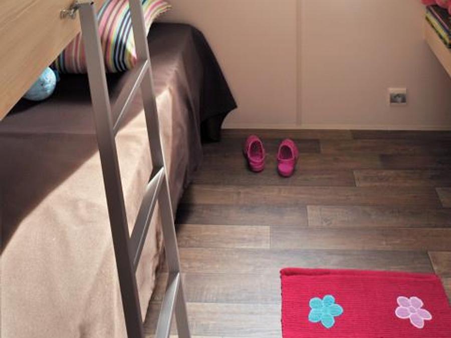 Bungalow toilé 5 personnes - Cabane Nature 2ch-sans sanitaires-terrasse couverte-19m²-sans TV 3