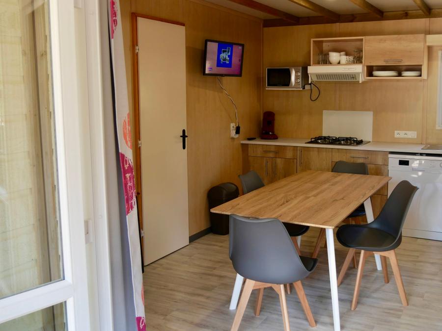 Chalet 7 personnes - Family 3ch-CLIM-terrasse XXL couverte-TV-LV-plancha-32m²| PREMIUM 6
