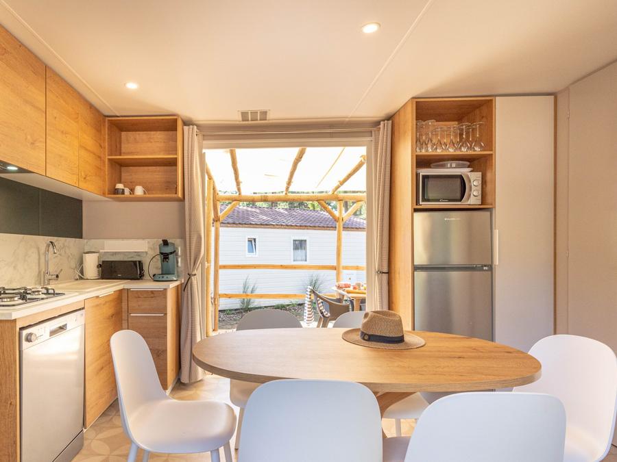 Mobilhome 6 personnes - Garden 3ch-CLIM-baignoire-TV-LV-plancha-terrasse couverte-33m² | PREMIUM 4