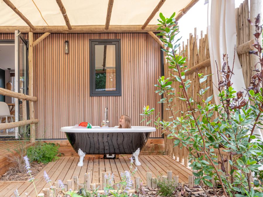 Mobilhome 6 personnes - Garden 3ch-CLIM-baignoire-TV-LV-plancha-terrasse couverte-33m² | PREMIUM 2
