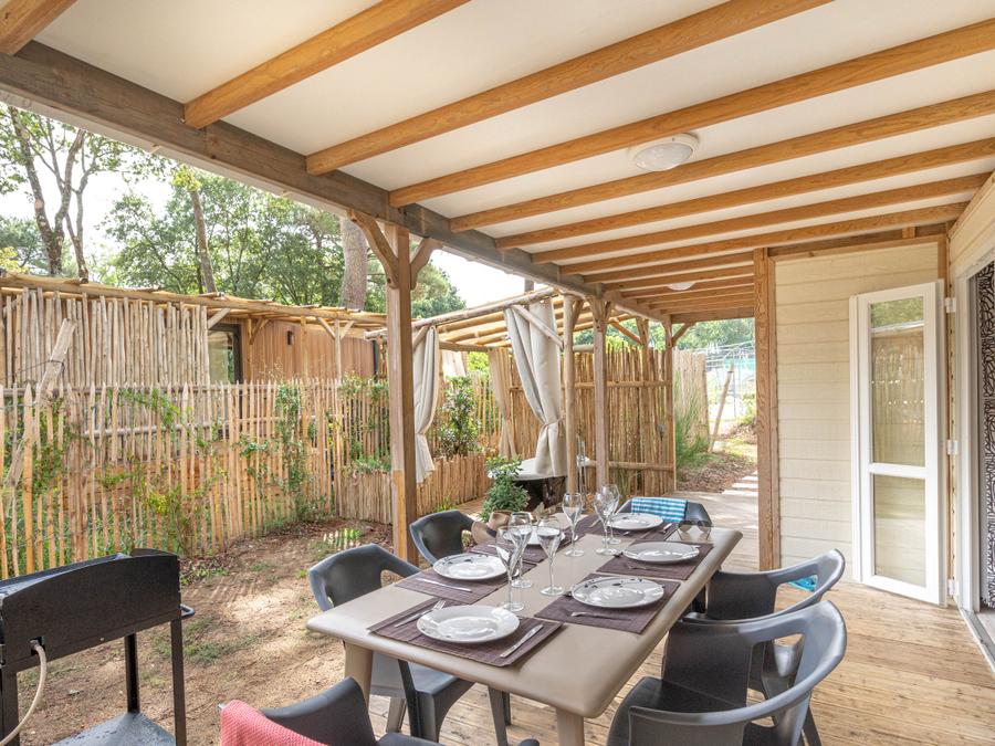 Chalet 7 personnes - Garden 3ch- CLIM-baignoire-TV-LV-plancha-piéton-terrasse couverte-32m² | PREMIUM 3