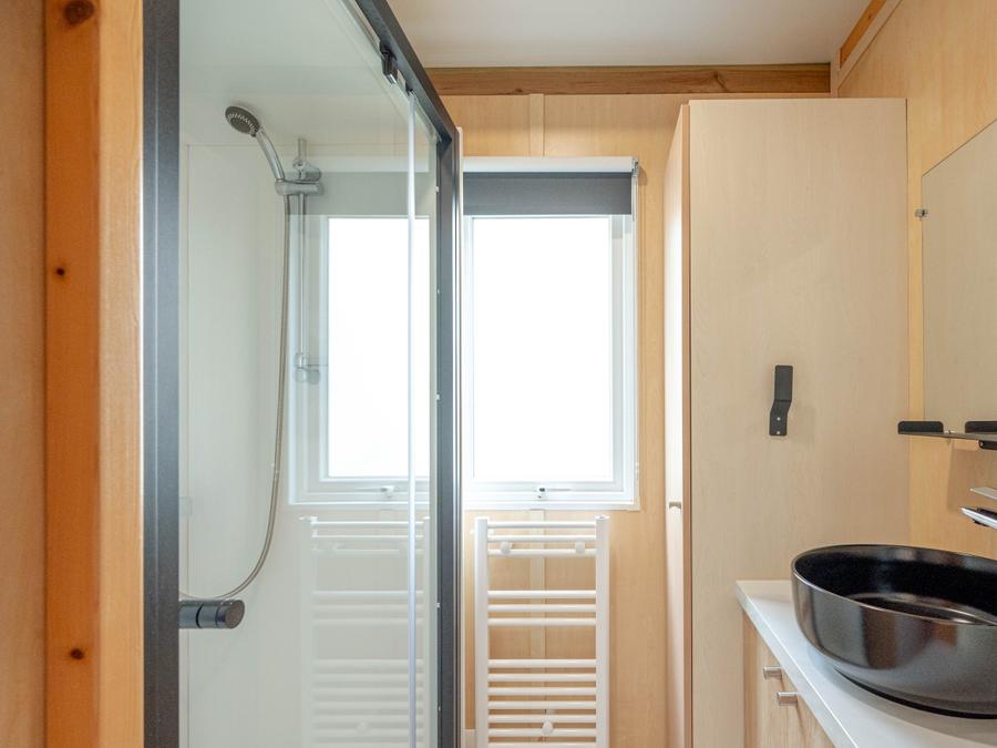 Chalet 7 personnes - Garden 3ch- CLIM-baignoire-TV-LV-plancha-piéton-terrasse couverte-32m² | PREMIUM 10