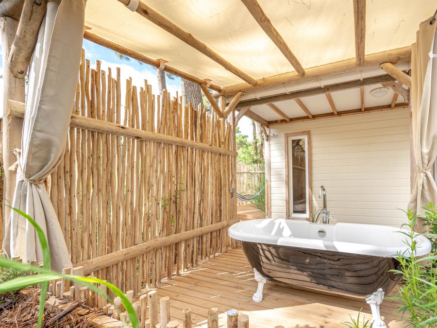 Chalet 7 personnes - Garden 3ch- CLIM-baignoire-TV-LV-plancha-piéton-terrasse couverte-32m² | PREMIUM 2