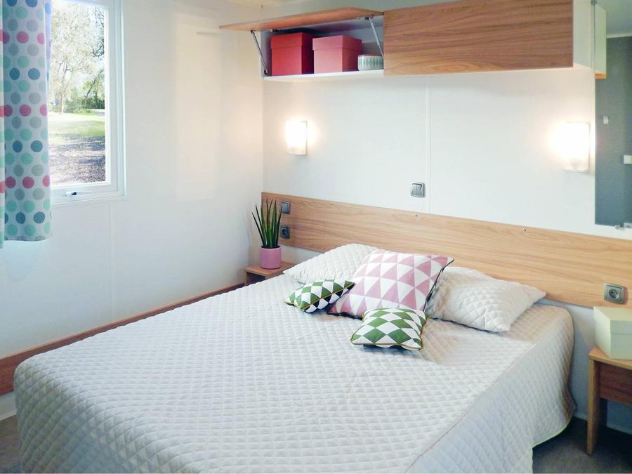 Mobilhome 5 personnes - Life 2ch PMR- CLIM -TV-LV-plancha-32m²-terrasse couverte | PREMIUM 6