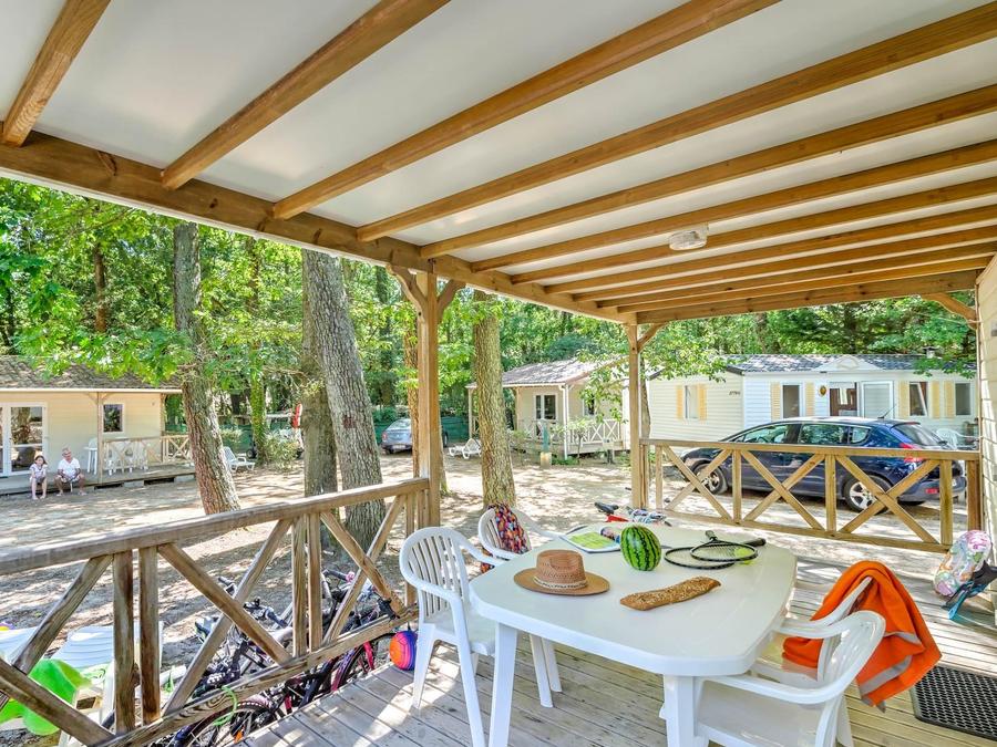Chalet 4 personnes - 2ch (sans TV)- terrasse couverte-24m² | STANDARD 3