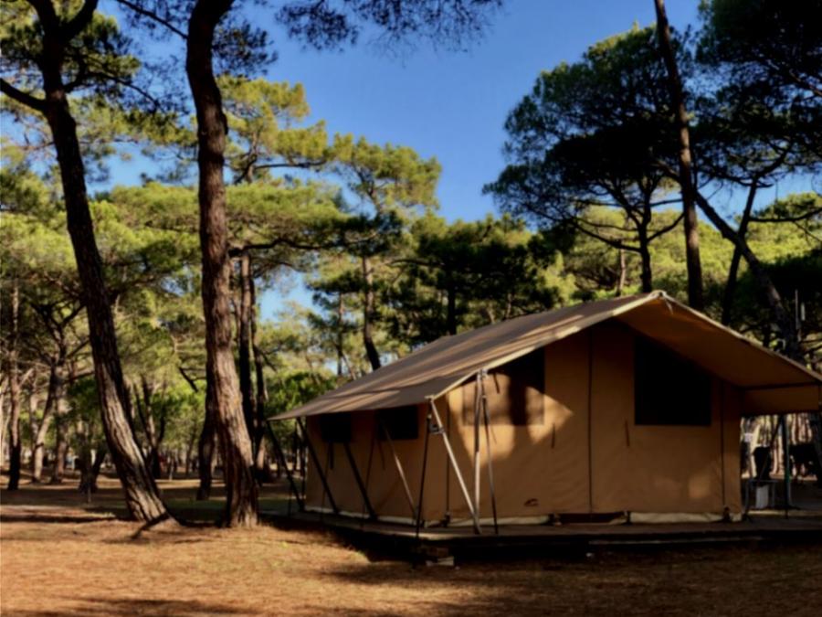 Tente en toile et en bois 4 personnes - Tente Toile & Bois, sans sanitaires 0