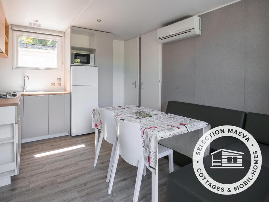 Mobilhome 4 personnes - Confort 3 Pièces 4 Personnes Climatisé + TV 4
