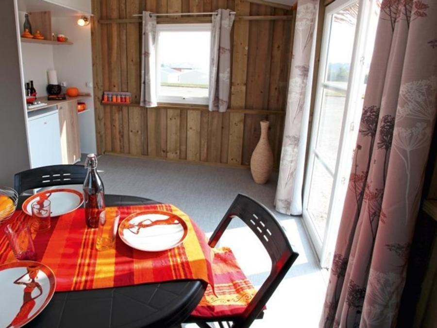 Chalet 5 personnes - Cabane Tithom, sans sanitaires 1
