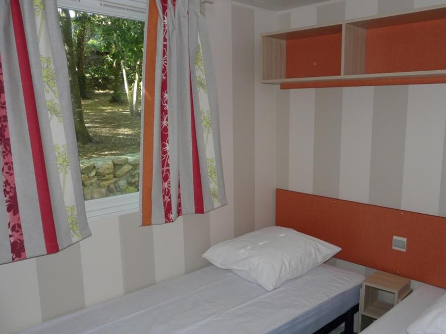 Mobilhome 5 personnes - 2 chambres + Clim 3