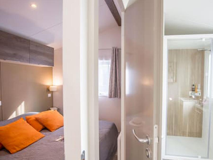 Mobilhome 4 personnes - Cottage Prestige - 2 chambres 4 pers 1