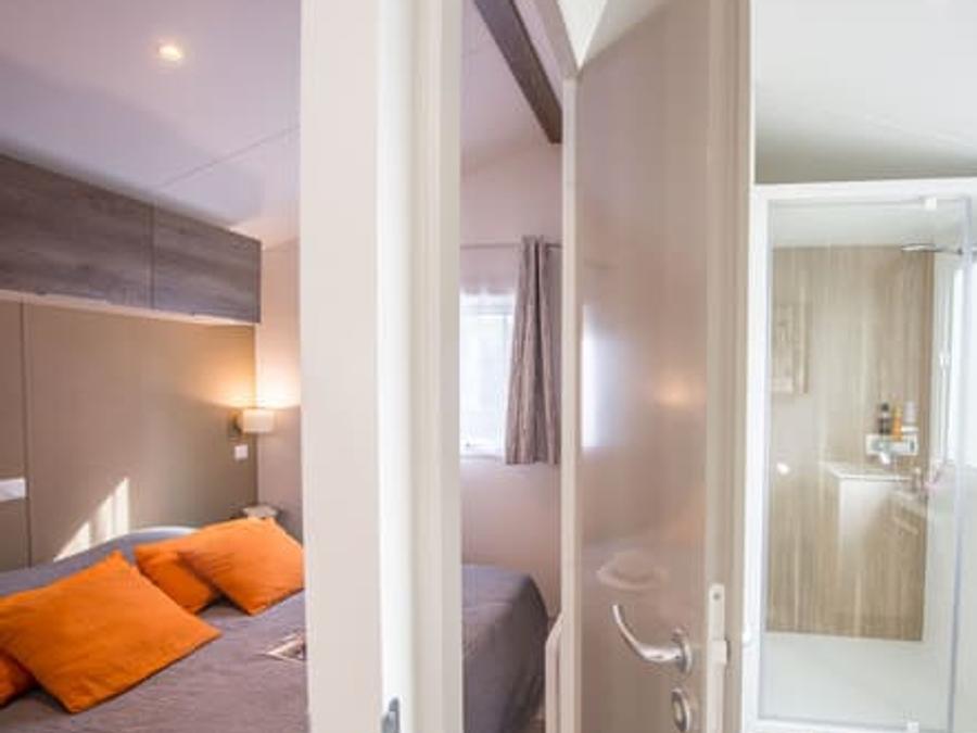 Mobilhome 4 personnes - Cottage Prestige - 2 chambres 2 salles de bain 3