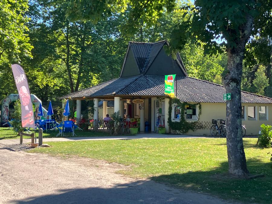 Camping Les Chambons, 3*