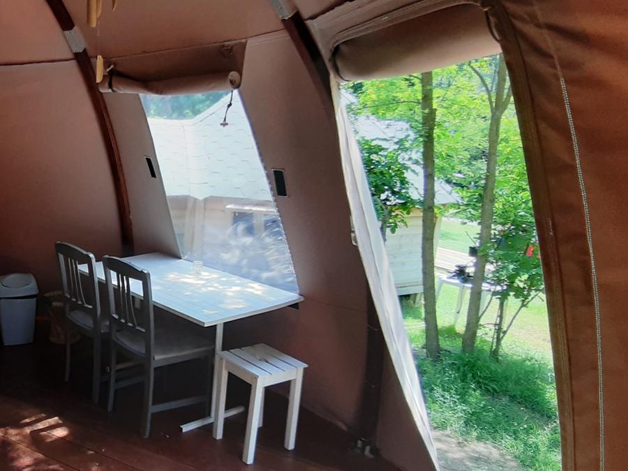 Unique 4 personnes - Dôme WIGWAM avec sanitaires 27 m² 1