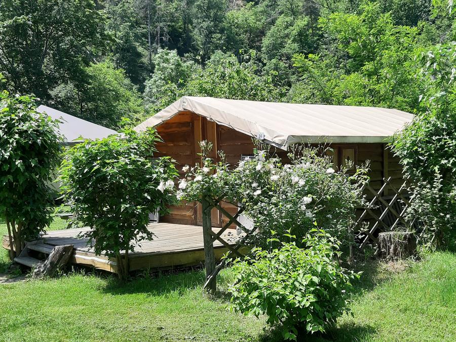 Chalet 5 personnes - CABANE TRAPPEUR sans sanitaires 19.5 m² 1