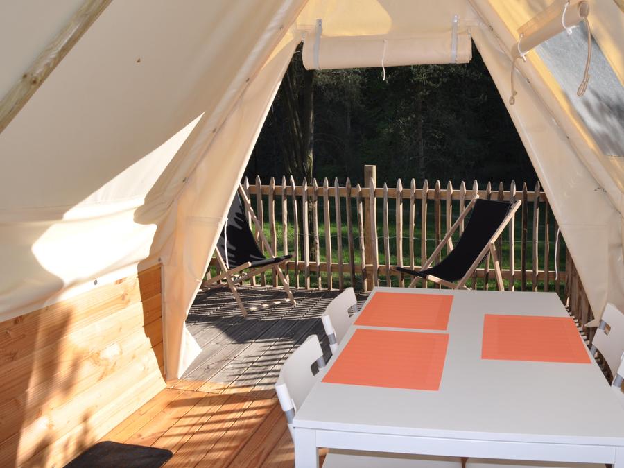 Unique 4 personnes - LODGE TIPI sans sanitaires 18 m² 2