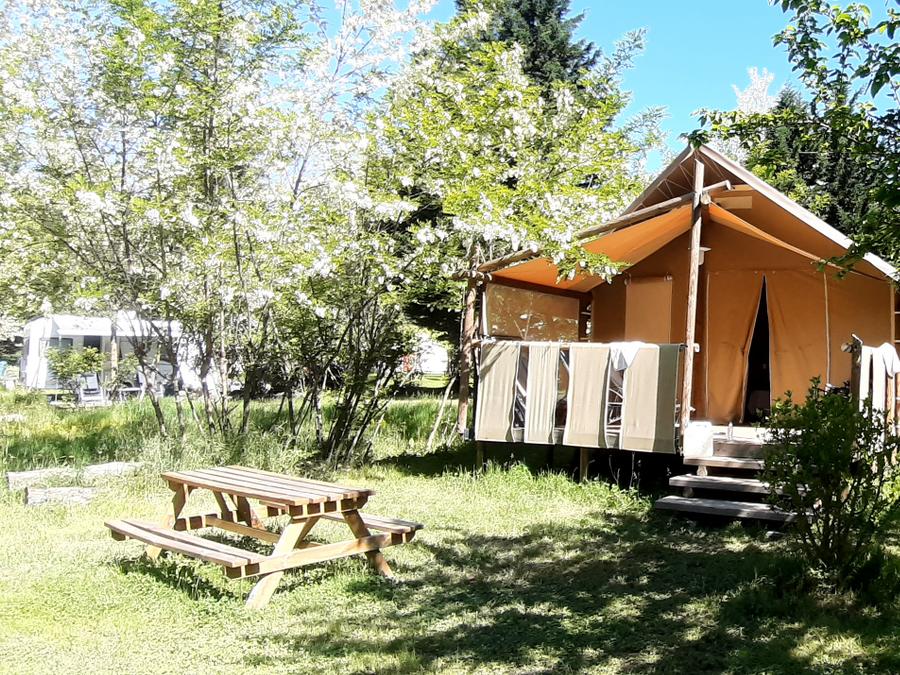 Bungalow toilé 7 personnes - JUNGLE LODGE sans sanitaires 31 m² 0