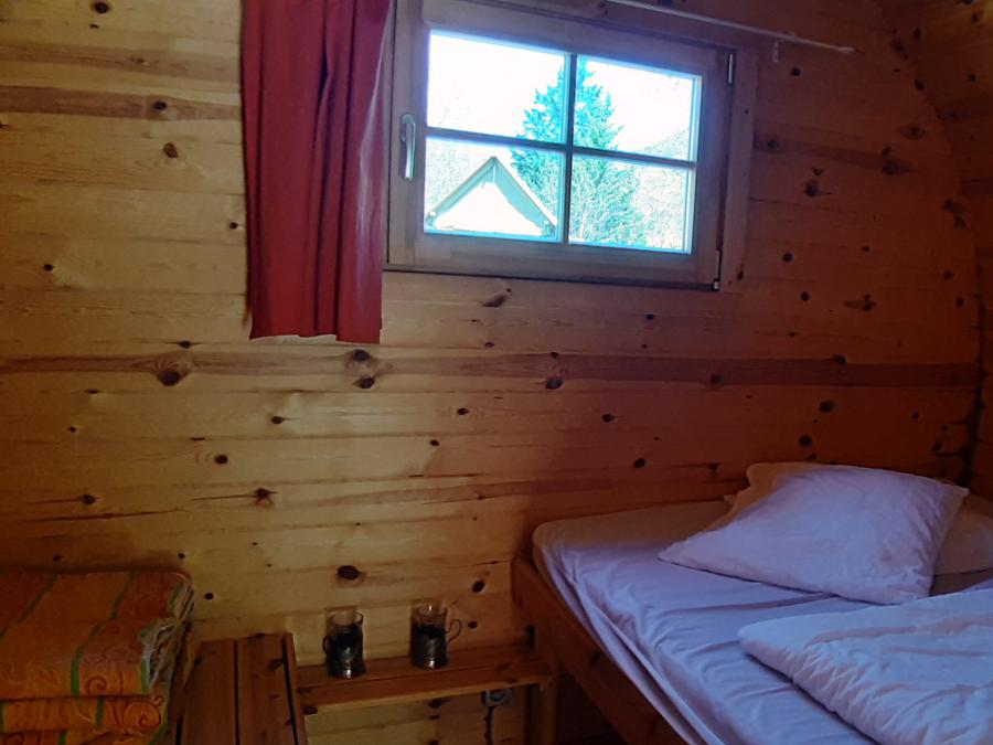 Unique 2 personnes - TONNEAU Chalet bois 12 m² sans sanitaires 5