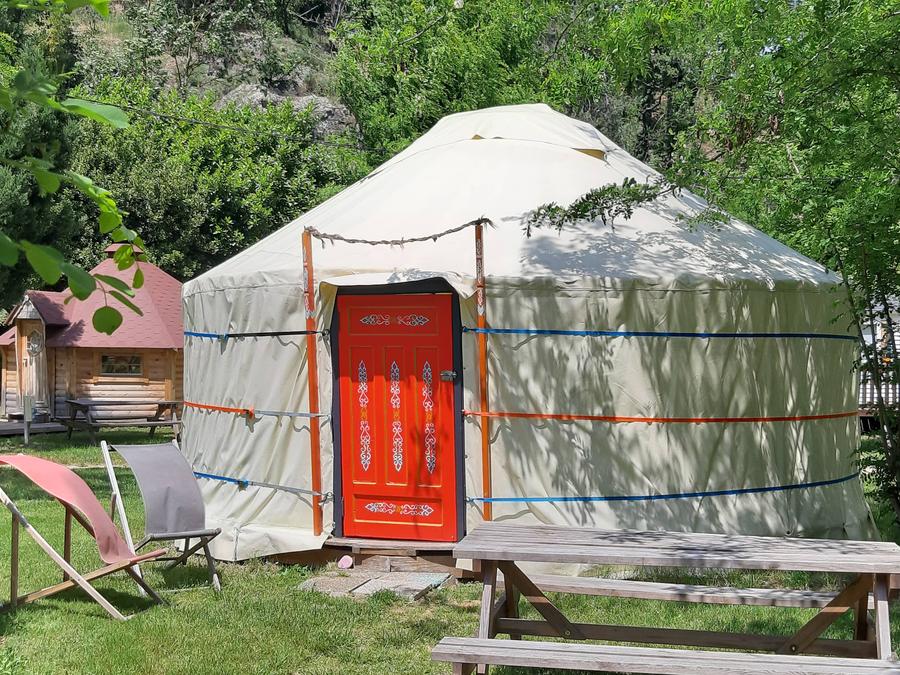 Insolite 5 personnes - Yourte WOOD 5 personnes 0