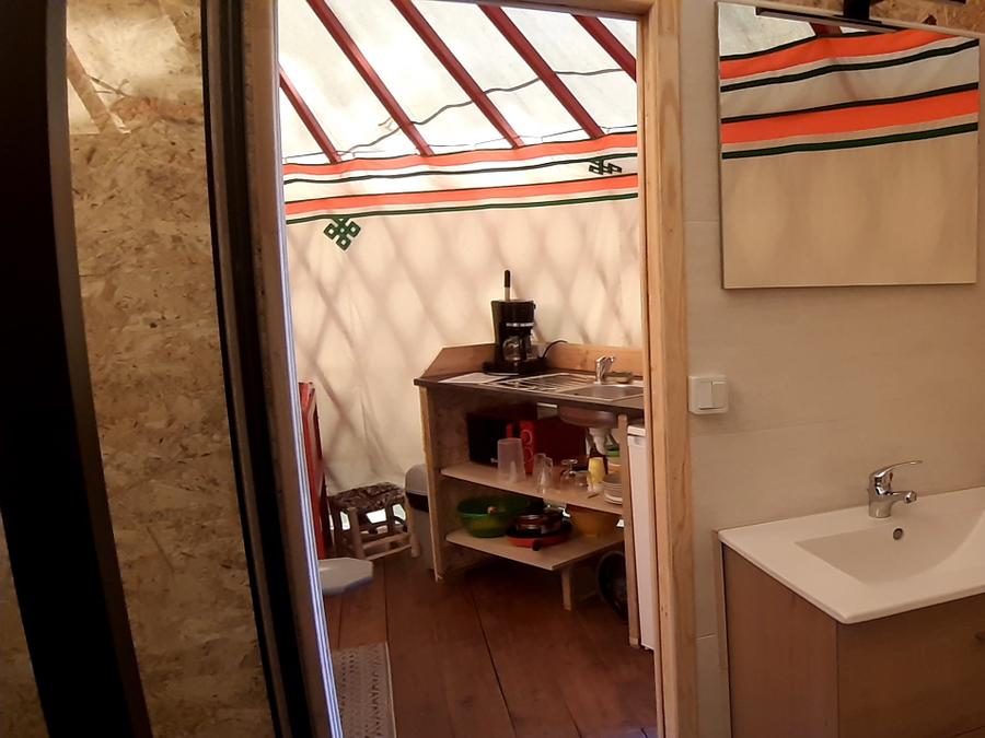 Unique 5 personnes - Yourte avec salle de bain pour 5 personnes 5
